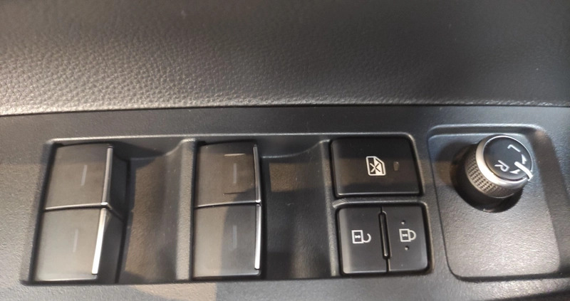 Toyota Corolla cena 84900 przebieg: 71253, rok produkcji 2020 z Ujazd małe 121